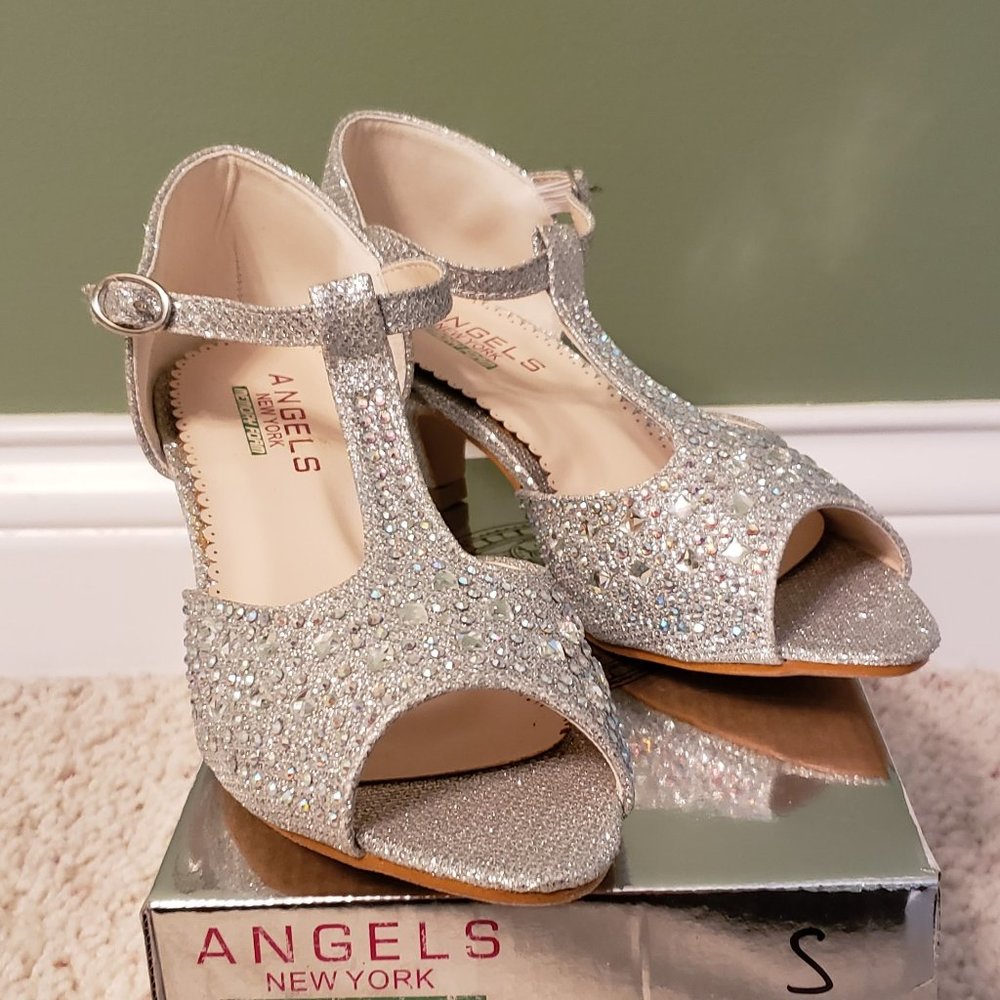 Open Toe Kitten Heel Girls Dress Shoes Pageant